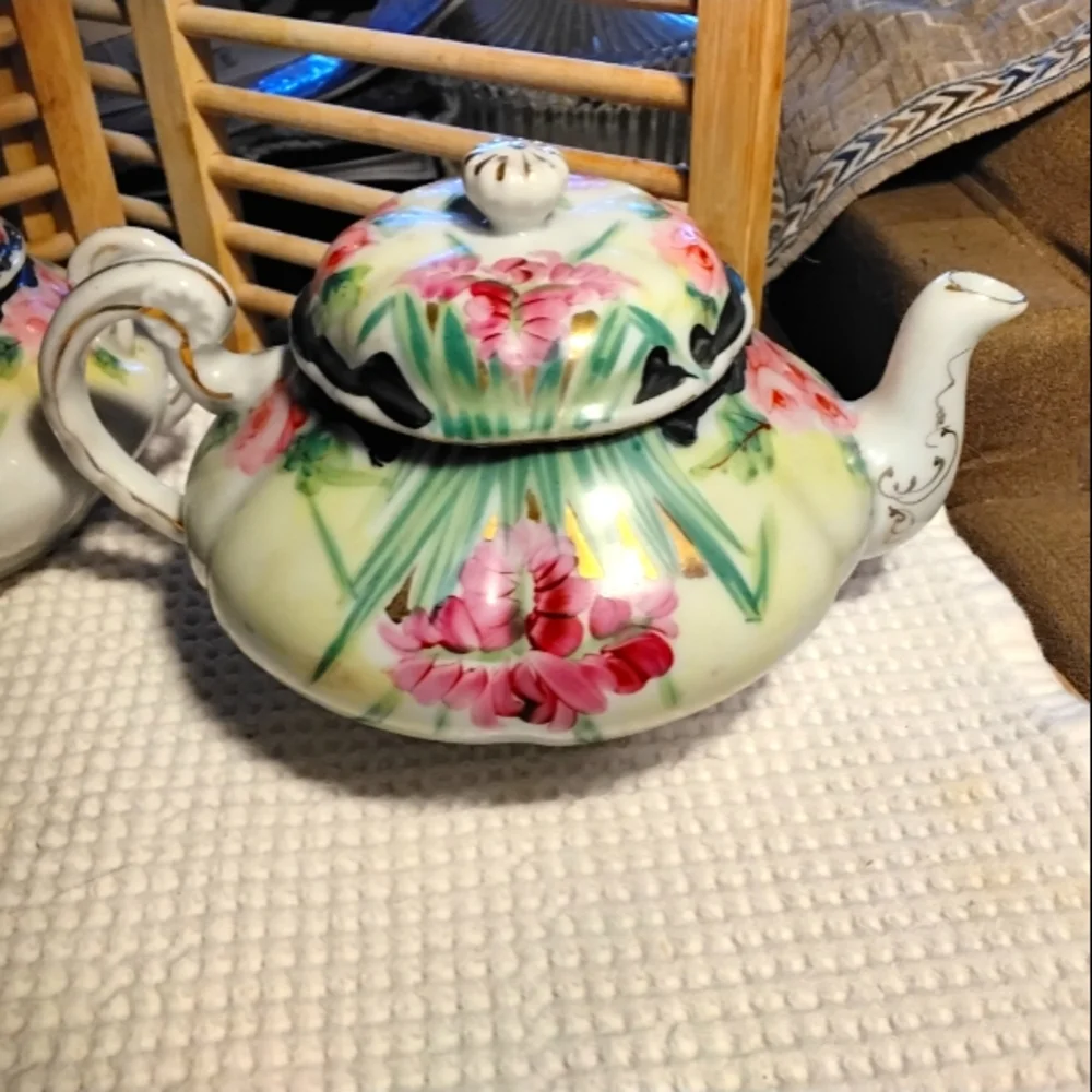 Antique Teapot/Cream & Sugar Dish Unmarked Early Twentieth Century Floral